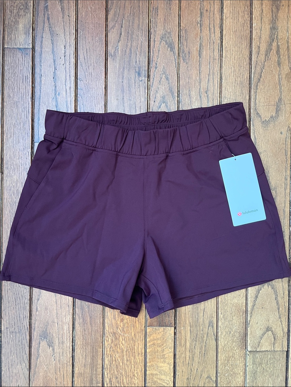 Lululemon Goodnight Plum Luxtreme Pull On Shorts w/ Pockets Size 8 NWT